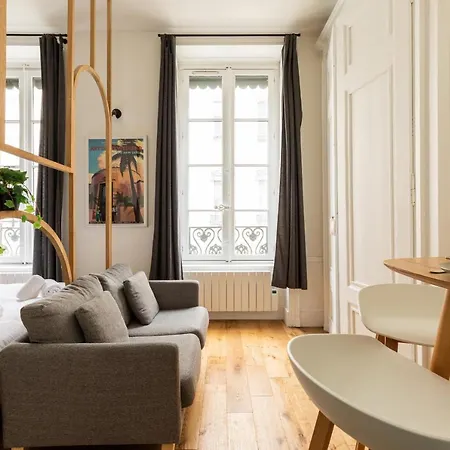 Dify Nid Douillet - Bellecour Apartment Lyon Exterior photo